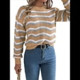 thumbnail image 3 of Suéter de Punto Calado de Larga con Cuello en V y Estampado Ondulado A Juego para Mujer. Caqui L, 3 of 10