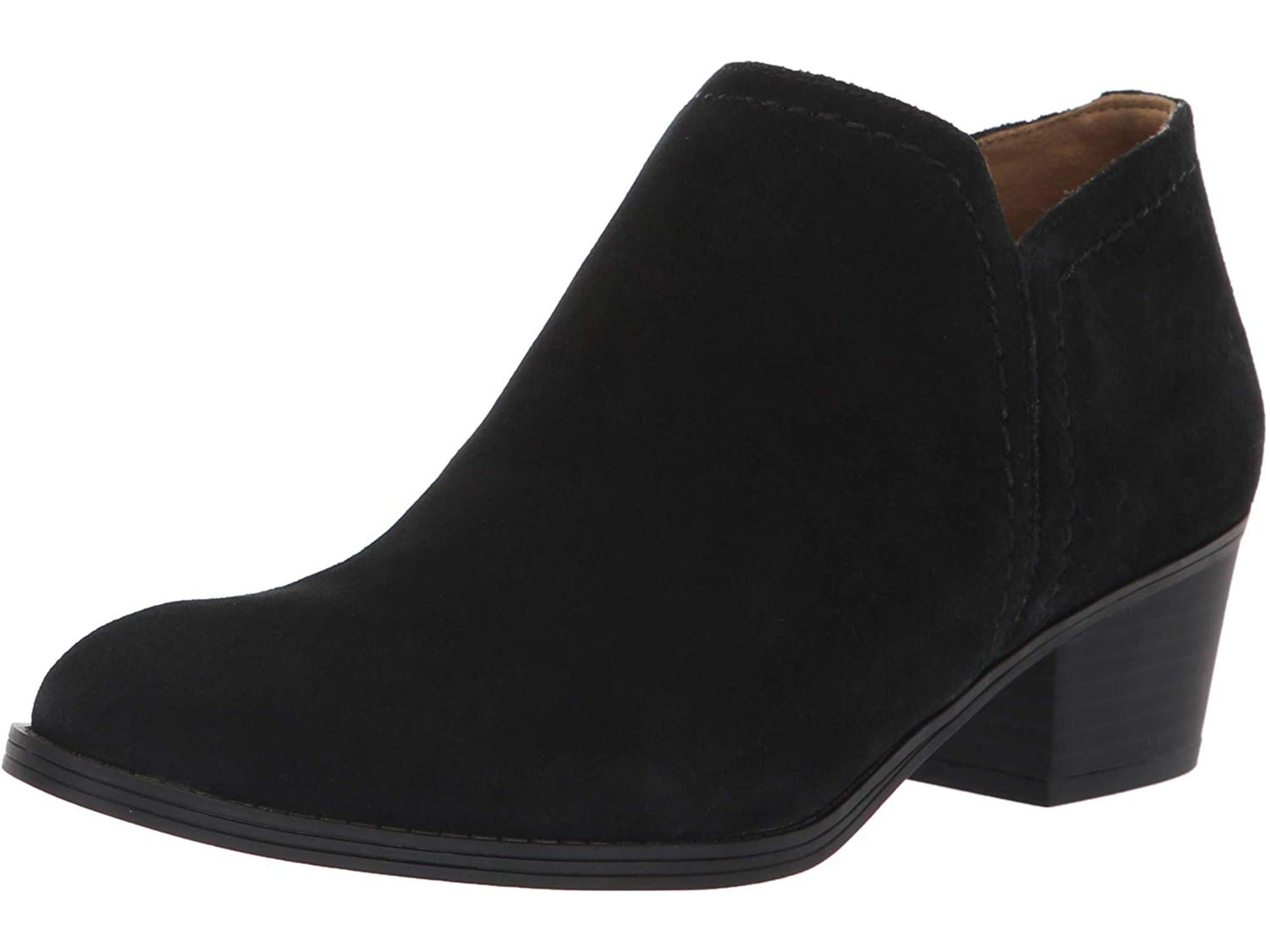 pointed chelsea boots womens