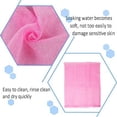 thumbnail image 3 of Tiras largas de nailon frotando toalla de baño, baño antirrayas y espuma frotando abundantemente la tira trasera, el adulto va al baño de piel muerta frotando, 3 of 5