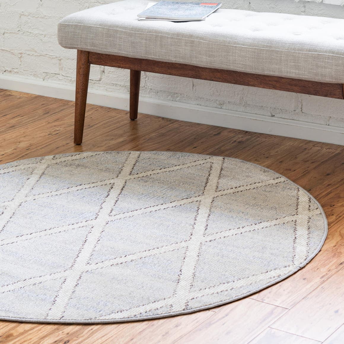 Starlight Collection Transitional Lattice Round Rug ‚Äì Beige