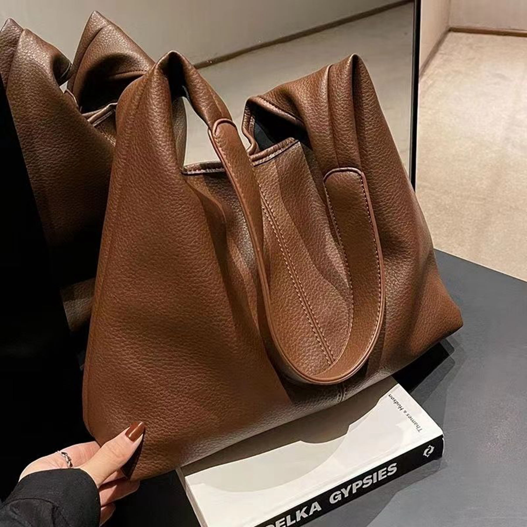 Xiaocao8 Hobo Bags for Women Tote Bag Retro Faux Leather Crossbody Bag Soft Shoulder Purses Handbags Large Capacity with Magnetic Buckle, Coffee