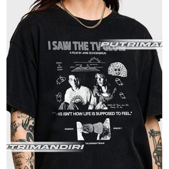 I Saw the Tv Glow Horror 2024 Movie - Fantasy T-shirt, Gift for Woman and Man Unisex T-shirt