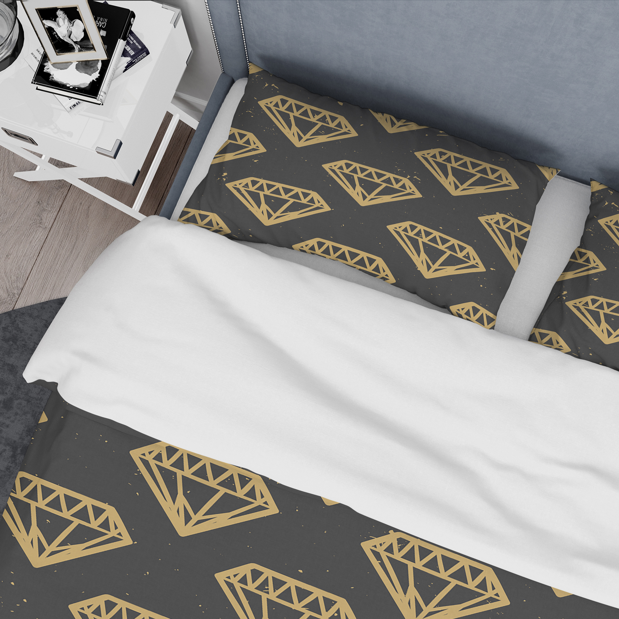 Designart 'Vintage Golden Diamonds' Mid-Century Modern Duvet Cover Set
