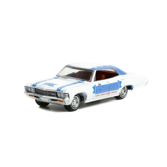 1967 Chevy Impala Sport Sedan, White - Greenlight 30359/48 - 1/64 Scale Diecast Model Car