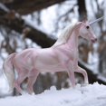 thumbnail image 4 of Breyer Classics Aurora Unicorn - Caballo de Juguete (Escala 1:12) Breyer NA, 4 of 6