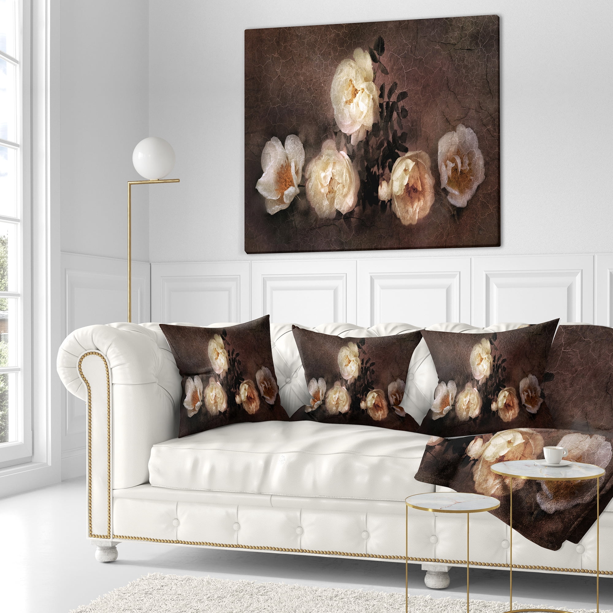 Designart Wild Roses in Old Painting Style - Floral Throw Pillow - 16x16