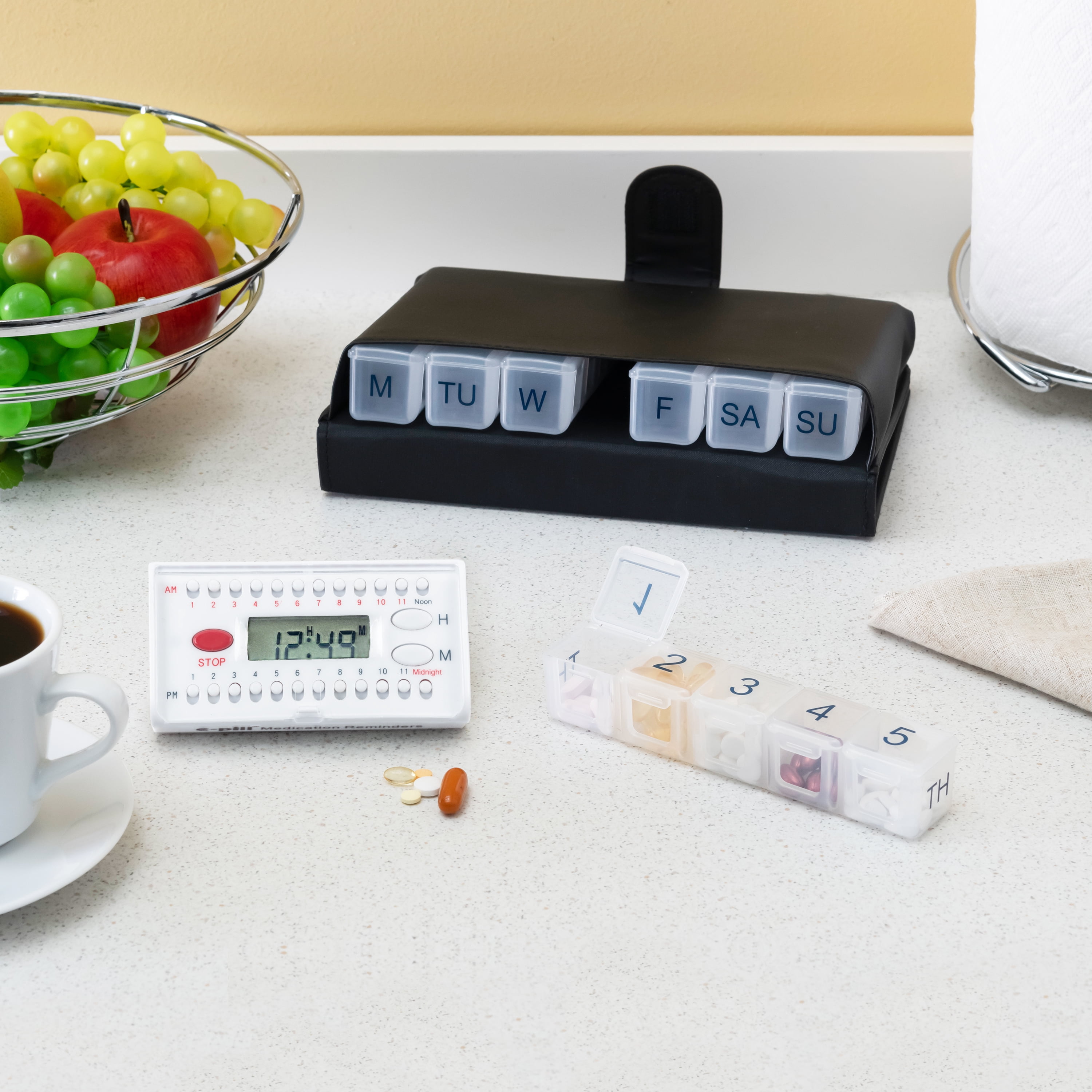 e-Pill 5 Times a Day x 7 Day Large Weekly Pill Organizer - with Discreet Case and Reminder