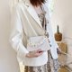 thumbnail image 3 of Bolsa bandolera con cadena para mujer Patrón animal PU Totes de hombro (Beige) Ehuebsd Para estrenar, 3 of 9