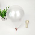 thumbnail image 3 of Juego de 20 globos dorados y blancos con temática de fiesta, guirnalda de globos de látex, decoración de globos de Navidad, traje para niño, cumpleaños, boda, juguete de decoración, 3 of 5