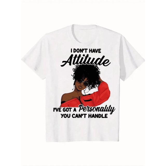 Camiseta con estampado gráfico para mujer: eslogan llamativo "No tengo actitud..." y diseño de gafas rojas de moda. Tejido suave y transpirable. Camiseta informal de manga corta y cuello redondo para