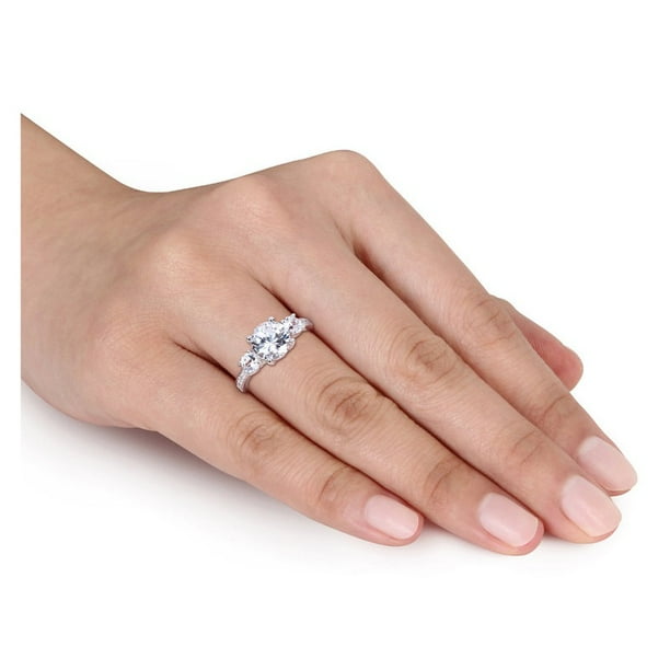 Lab grown white sapphire rings deals
