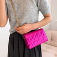 thumbnail image 4 of Bolso bandolera acolchado con hilo bordado de rombos para mujer (rosa roja), 4 of 5