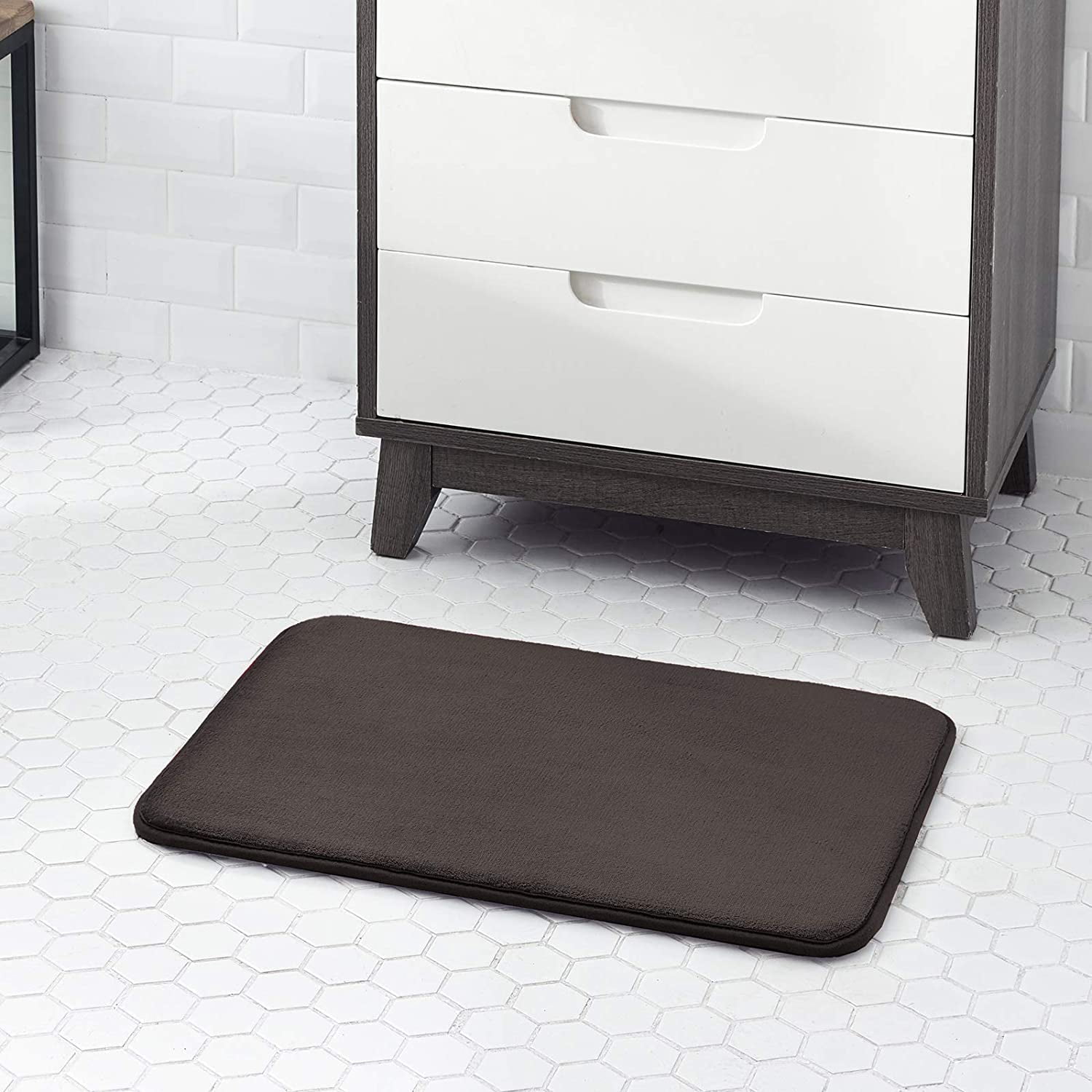 Extra Thick Memory Foam Bath Rug (17 inch X 24 inch, Brown) Non Slip Absorbent Super Cozy Velvet Bathroom Mat, Luxury Soft Plush Small Carpet for Bath Room Shower Floor Tub, Machine Wash Dry