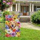thumbnail image 3 of Bandera de jardín de perro Golden Retriever de bienvenida a la primavera, 30 x 45 cm, doble cara, de arpillera, con margaritas pequeñas, pensamientos y flores, ideal para jardín, patio, casa,, 3 of 6
