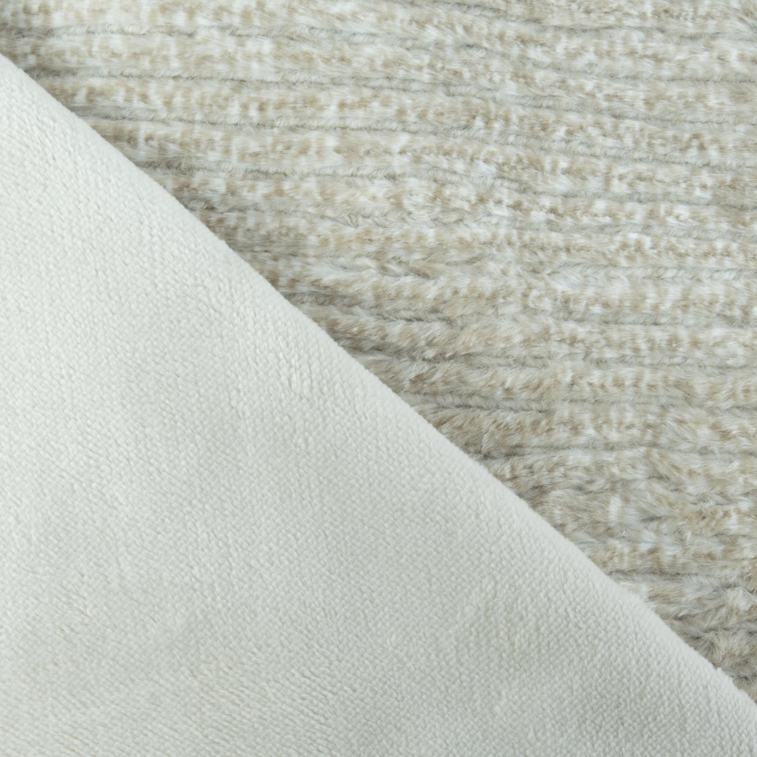 Arlee Home + Pet Waterproof Throw for Dogs and Cats