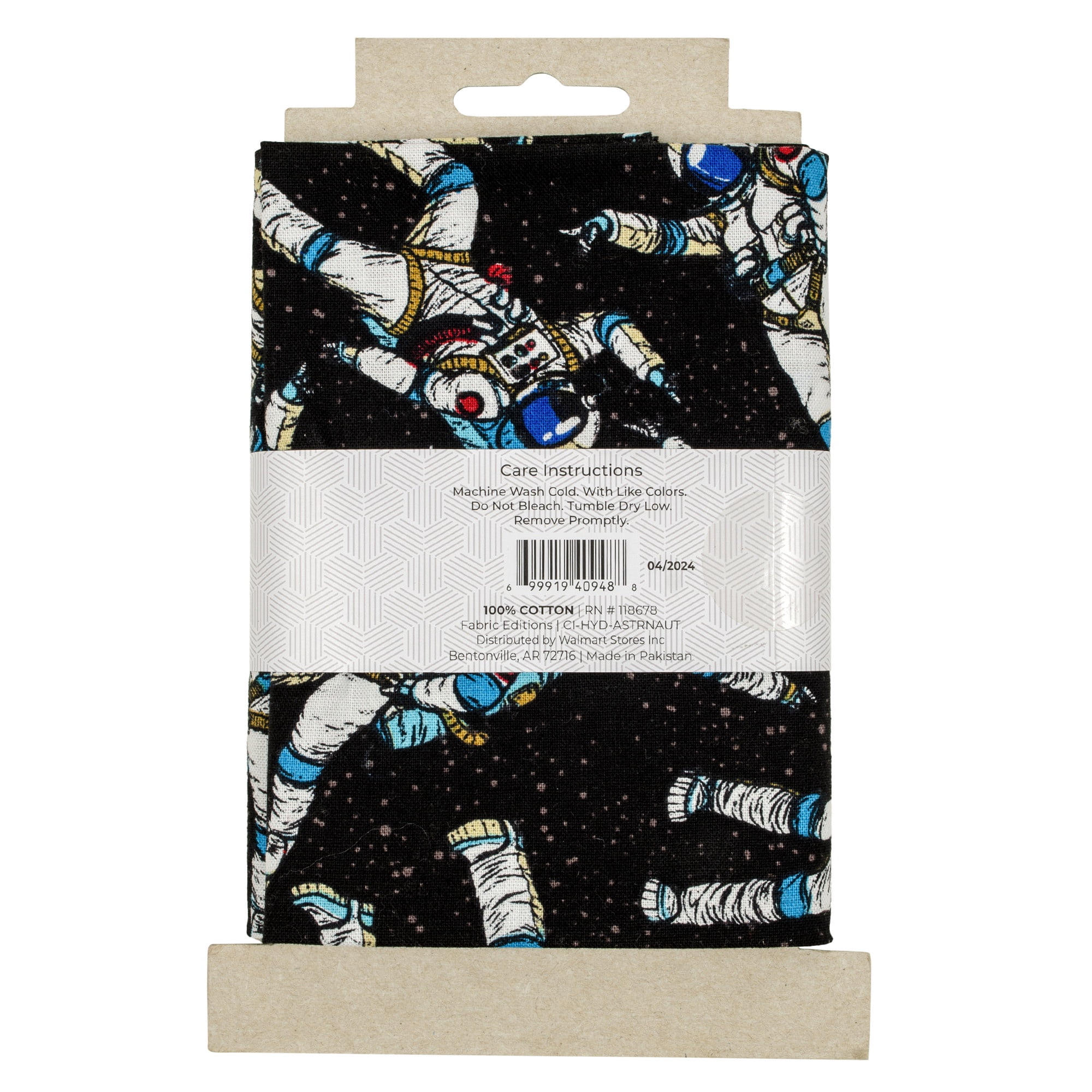 Fabric Editions 18" x 42" Cotton Astronaut Half Yard Precut Sewing & Craft Fabric, Black 1 Piece