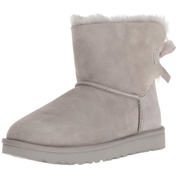 beige ugg boots with bow