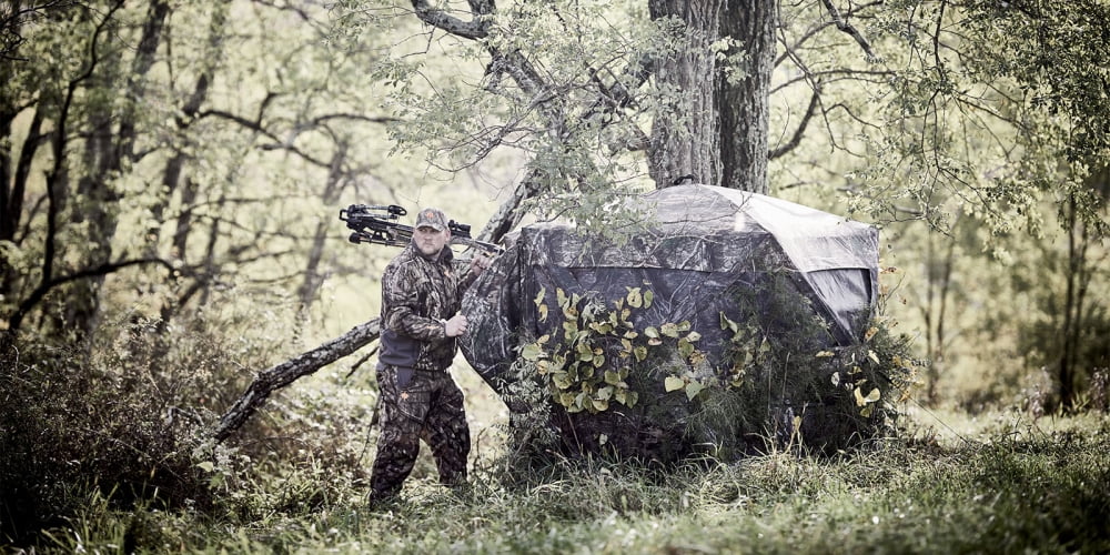 Ameristep Pro Series Extreme View Hub Blind | 3-Person Hunting Blind in Mossy Oak Country DNA Camo