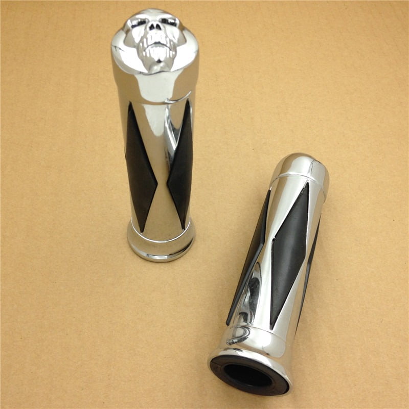 HTTMT MT081A-1- Motorcycle Chrome Skull Diamon Hand Jamaica