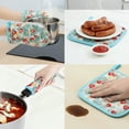 thumbnail image 4 of Unique Bargains Oven Mitts Pot Holders Heat Resistant Kitchen Glove Strawberry 7.1x5.5inch, 4 of 7
