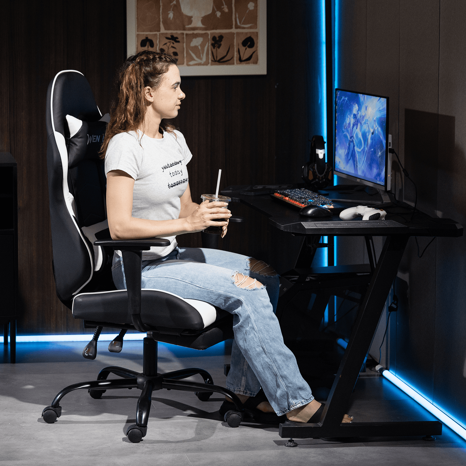 WENTUM Reclining Gaming Chair with Footrest, Massage Racing Office Chair, PU Leather Computer Desk Chair with Head Pillow for Adults, White