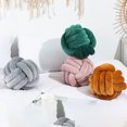 thumbnail image 3 of Txlixc Almohada acolchada de terciopelo, almohada acolchada esférica retorcida de terciopelo de color sólido Txlixc moda, 3 of 4