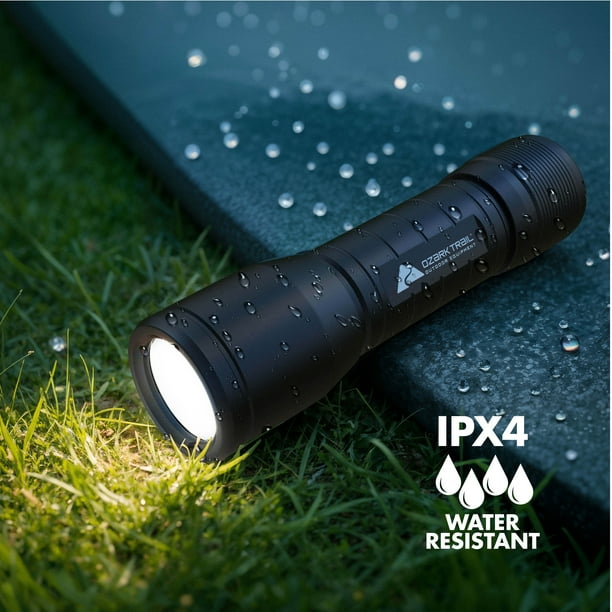 milwaukee flashlight 750 2113-21 USB Rechargeable Pivoting Toch Flood Light Kit Red DIY & Tools The Milwaukee Trueview M12 LED Spotlight 2353 Police Security Scope 750 Lm.