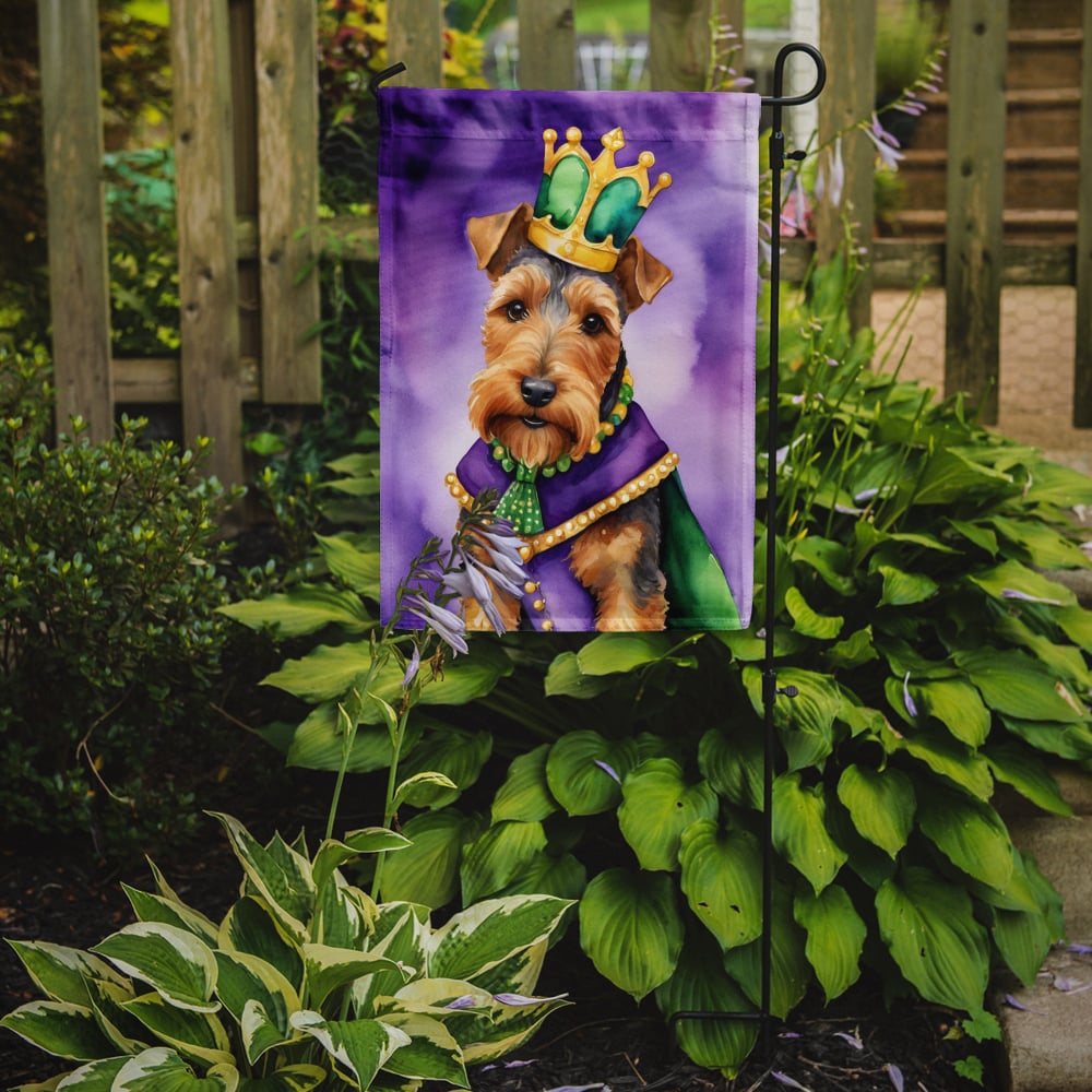 Welsh Terrier King of Mardi Gras Garden Flag 11.25 in x 15.5 in