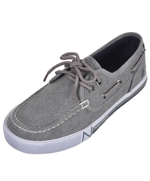 boat shoes size 4