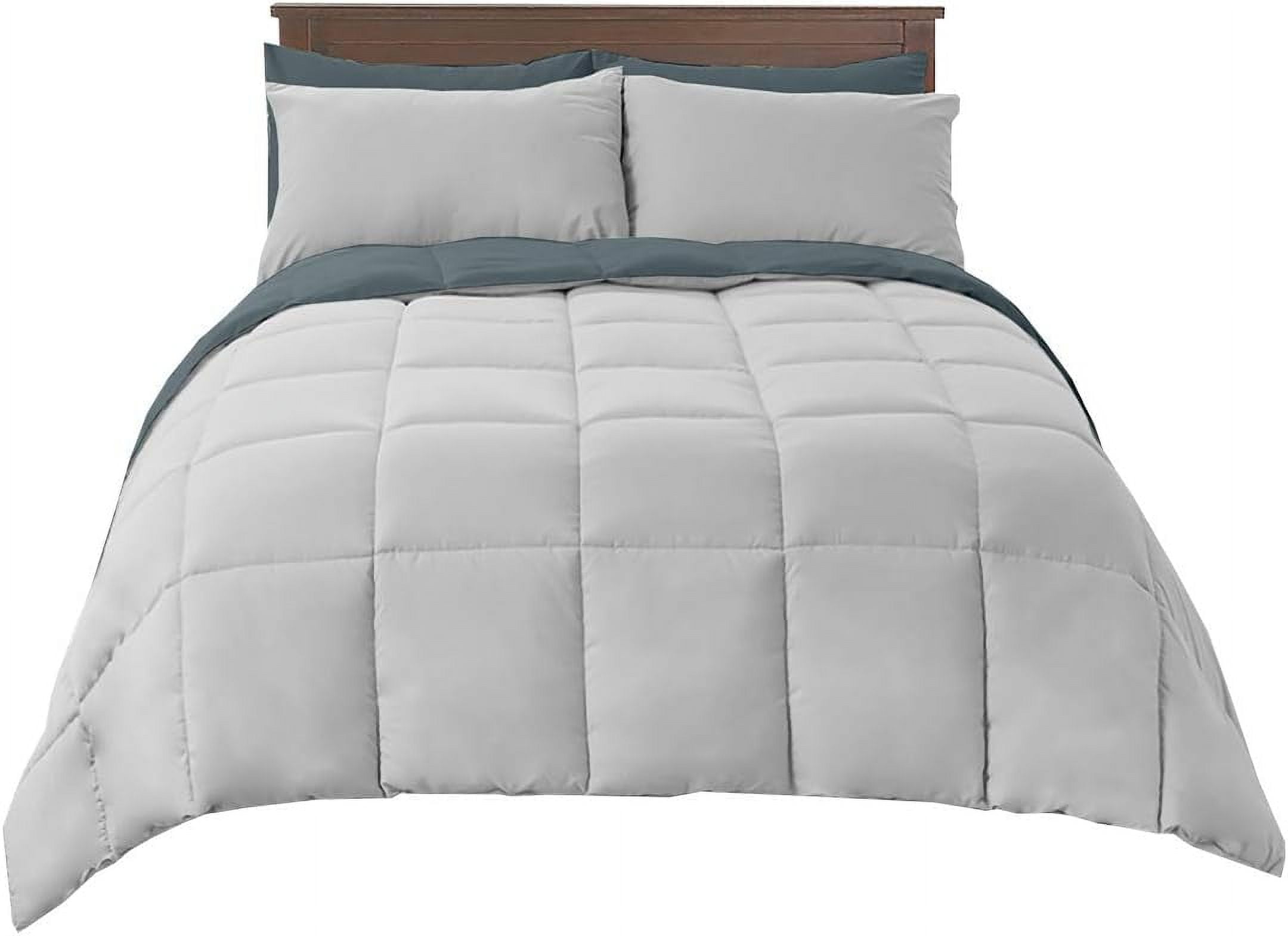 Sheetsnthings Reversible Down Alternative Comforter, Medium Warmth (28-Ounces of Fill) Twin-Twin XL Size Blanket, Navy-Grey