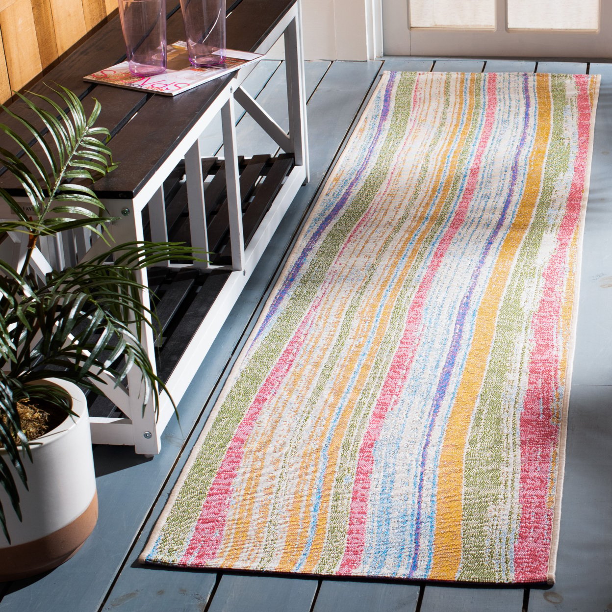 thumbnail image 6 of Safavieh Summer Wenona Outdoor Striped Distressed Runner, Ivory/Green, 2' x 8', 6 of 10