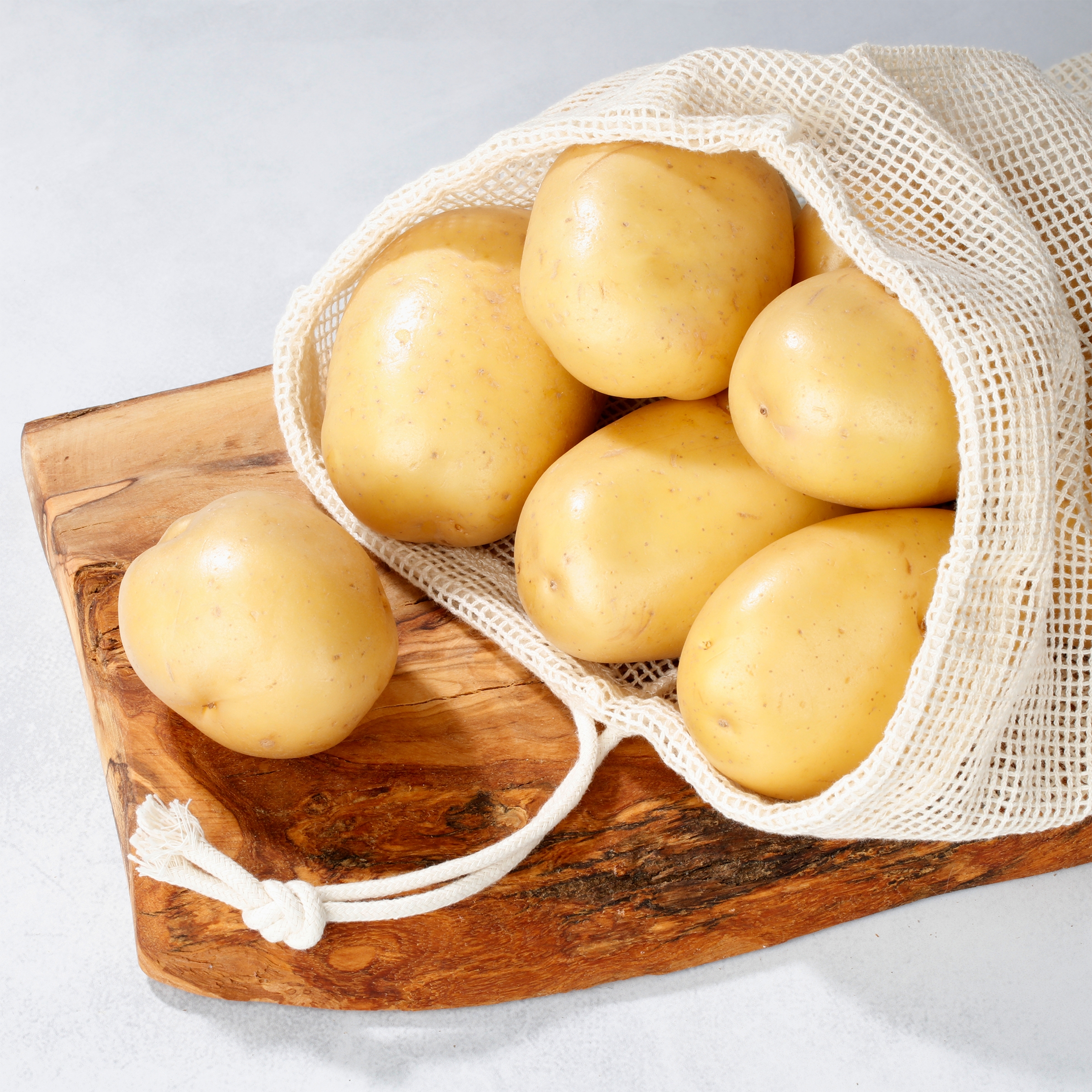 Marketside Fresh Organic Gold Potatoes, 3 lb Bag - image 2 of 5