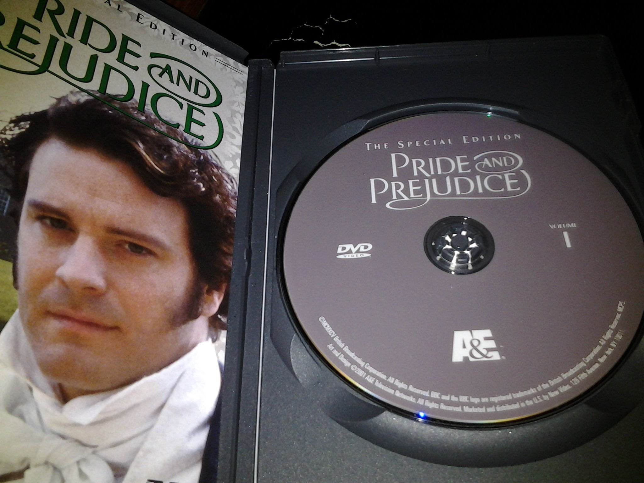 TVドラマ Pride &amp; Prejudice Restored [DVD] [Import] wyw801m Pride-and-Prejudice-with-Blu-