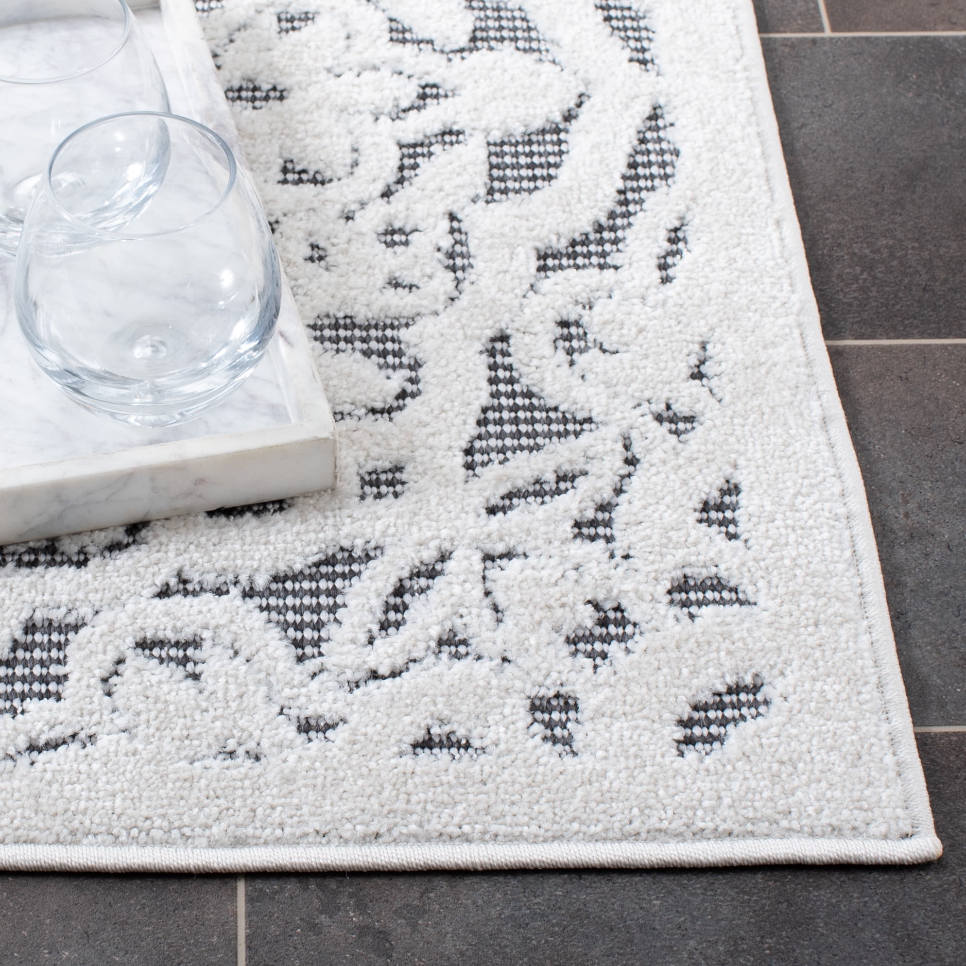 SAFAVIEH Cabana Henrika Ivory/Grey 2'2"X9' Runner Indoor/Outdoor Area Rug Ivory/Grey, 6'7" x 6'7" Square