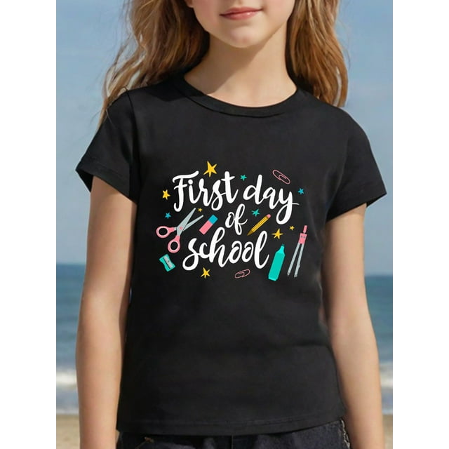 T-Shirt Graphique "Premier Jour d'École" pour Filles - T-Shirt Décontracté à Col Rond avec Crayons, Règles et Étoiles, Haut d'Été à Manches Courtes pour Jeu Extérieur et Usage Quotidien, Vêtements d'École, Ajustement Confortable