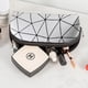 thumbnail image 4 of Organizador de bolsa de maquillaje transparente holográfico, bolsa de almacenamiento de cosméticos iridiscente impermeable, bolsa de transporte de maquillaje portátil de viaje para niñas y mujeres, 4 of 6