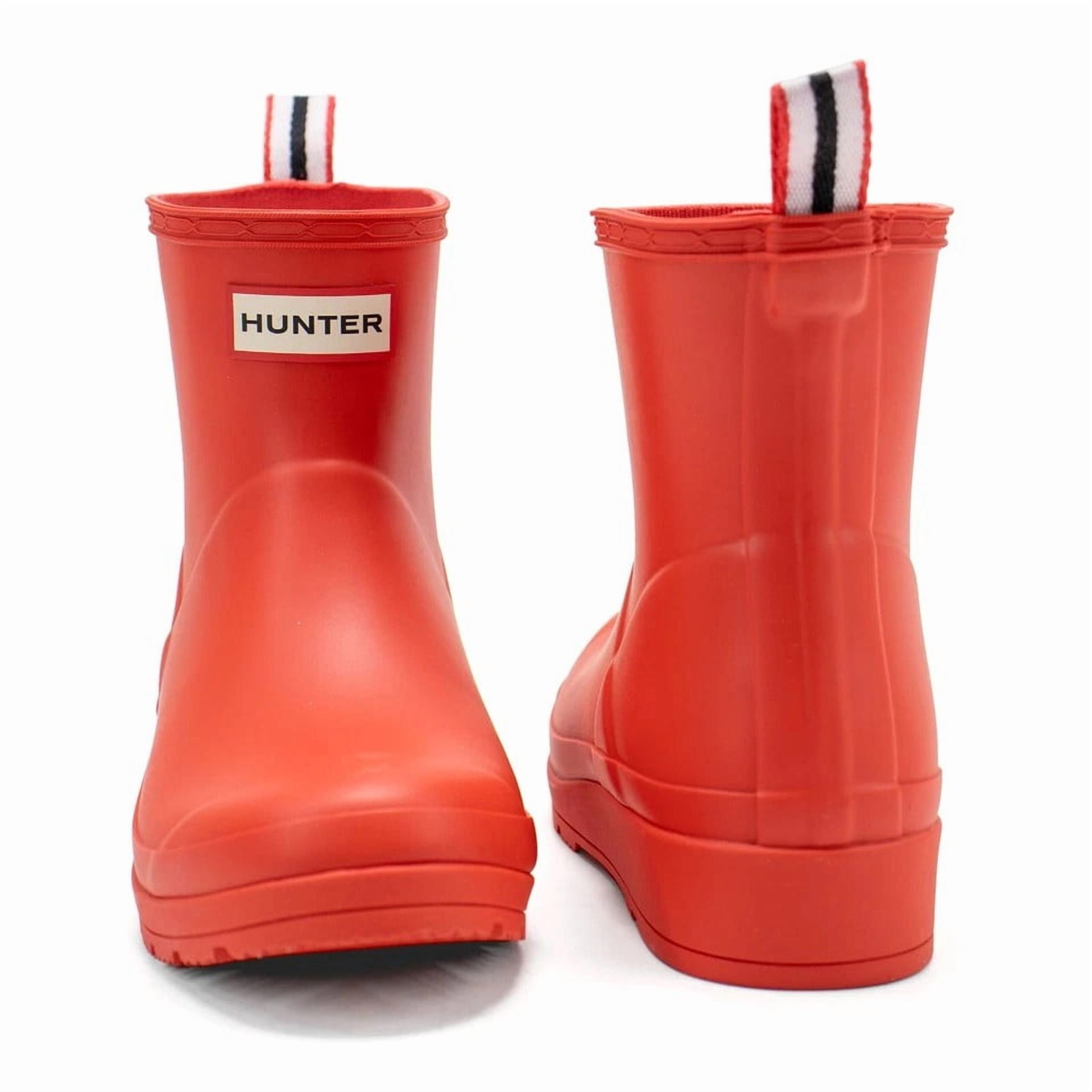Hunter Women’s Play Short Rain Boots, Hunter Red, Waterproof Rubber Boots, Size 8 M