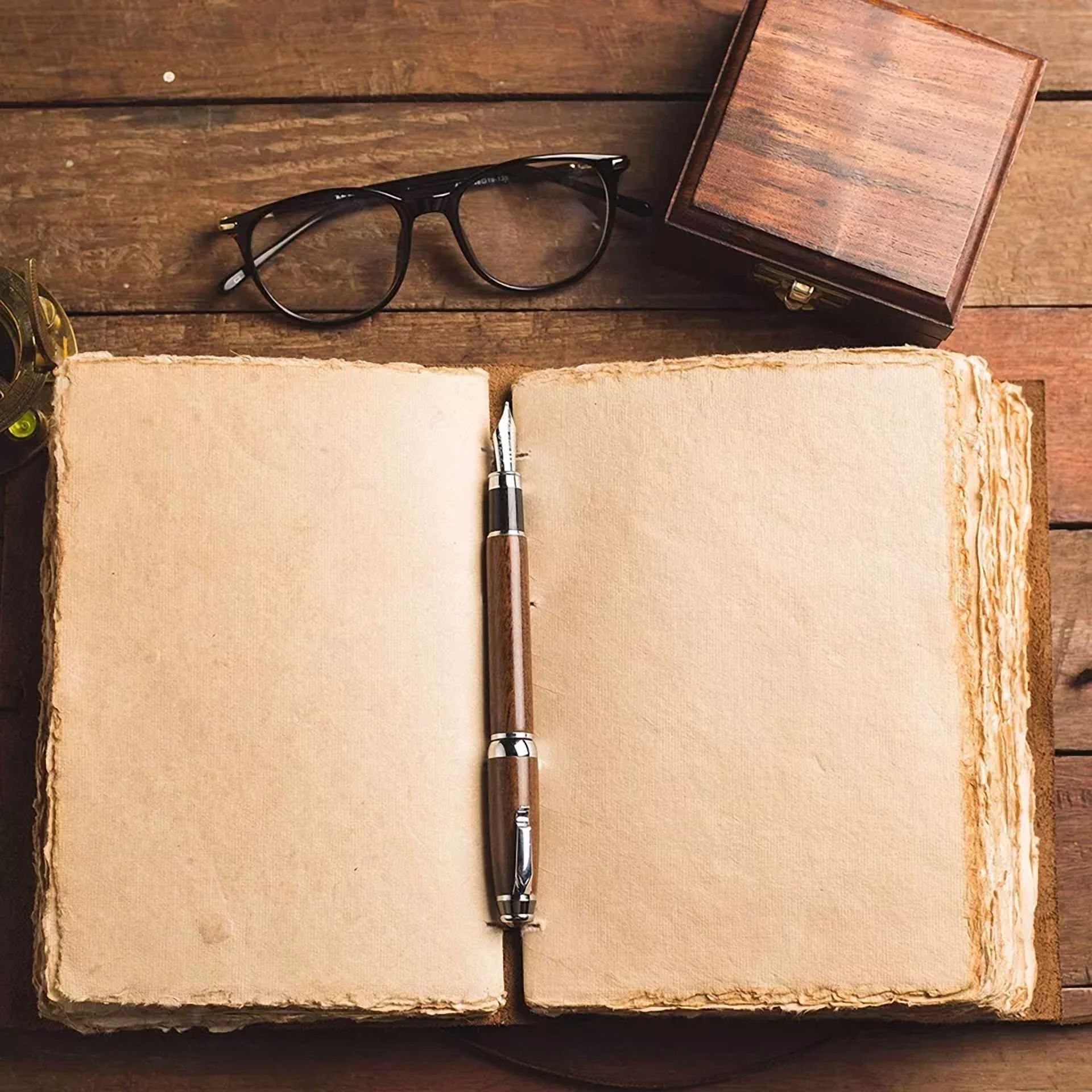 Personalized Vintage Leather Journal Travel Notebook Handmade Deckle Edged Paper