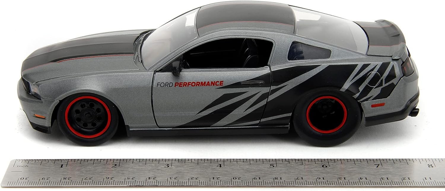 Big Time Muscle 1:24 2010 Ford Mustang GT Die-Cast Car, Toys for Kids and AdultsCharcoal Grey(Selections May Vary)