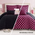 thumbnail image 2 of Juego de Ropa de Cama Juicy Couture Rey Reversible con Diseño de Tablero 6 Piezas, 2 of 9