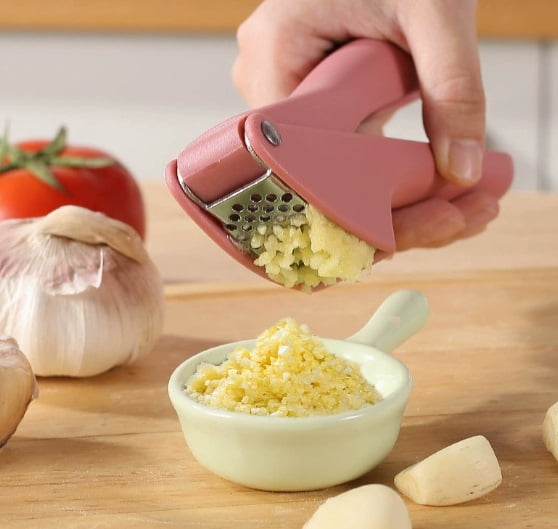 Creative garlic press manual simple peeling kitchen household gadgets peeling garlic and pounding garlic artifact