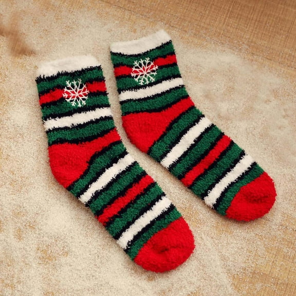 QLEICOM Socks for Women,Womens Socks,Women's Christmas Socks with Snowflake Print Soft Fleece for Holiday Comfortable Plush Crew Socks Fashion for Gift Giving and Cozy Winter Nights Red