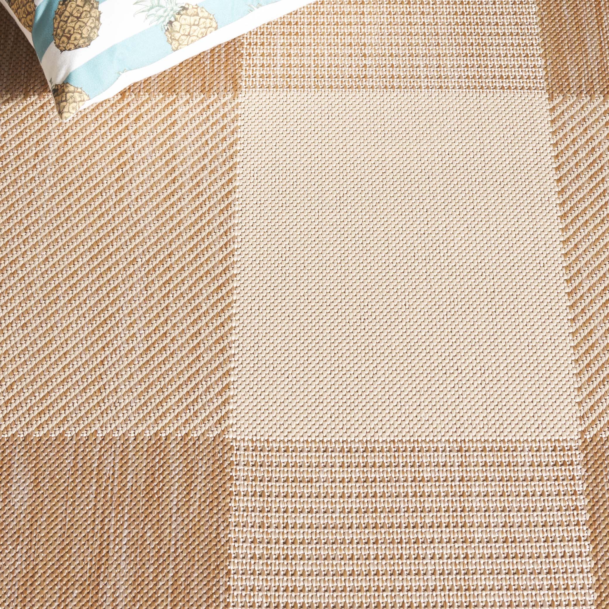 Safavieh Courtyard Benjamin Plaid Indoor/Outdoor Area Rug, Natural/Beige, 6' x 8'