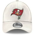 thumbnail image 2 of Men's New Era White Tampa Bay Buccaneers Iced II 39THIRTY Flex Hat, 2 of 5