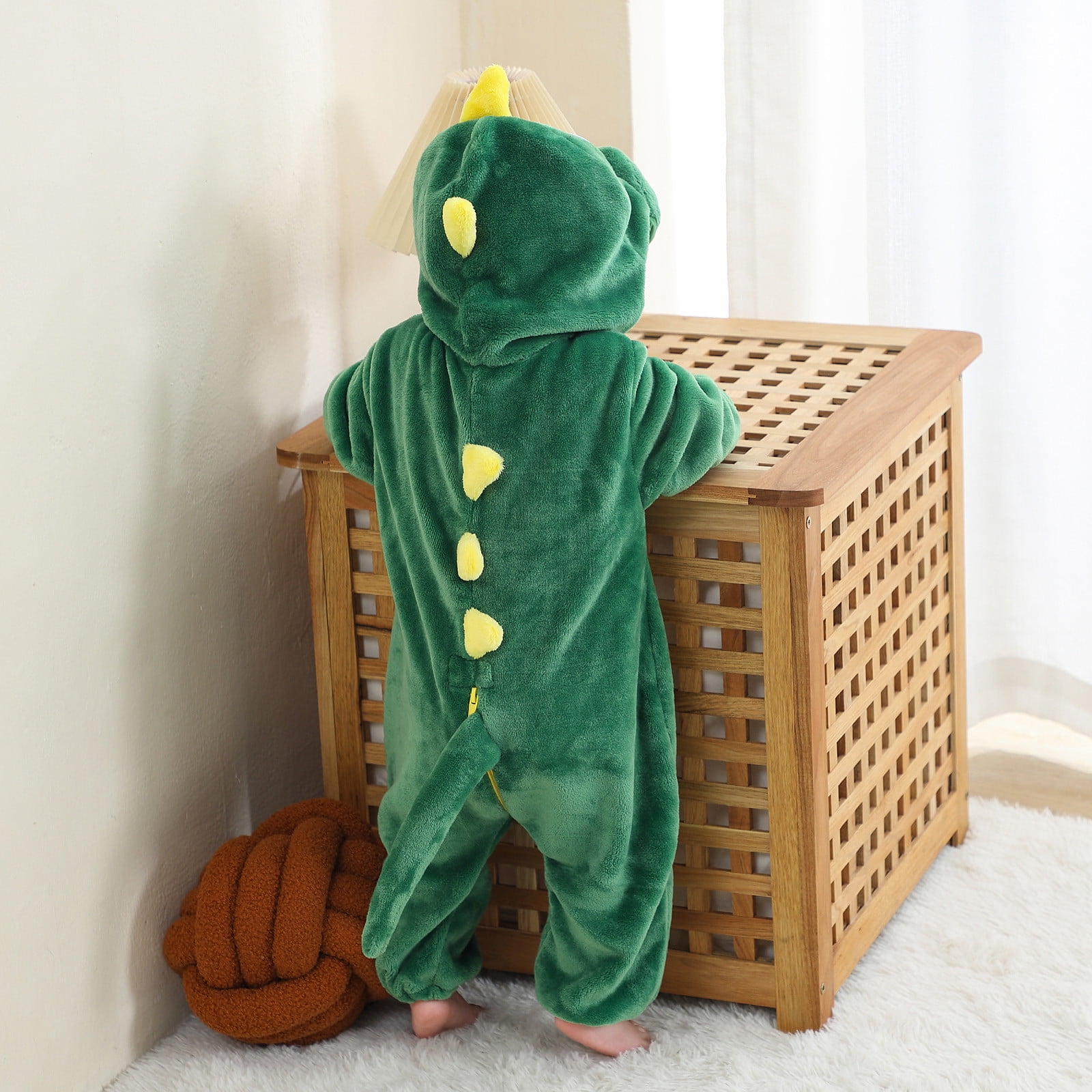 FFENYAN Adorable Dinosaur-Themed Baby Onesie Soft Flannel Long Sleeve Bodysuit for Infants and Toddlers Perfect for Everyday Wear and Special Occasions for 3 Months-3 Years