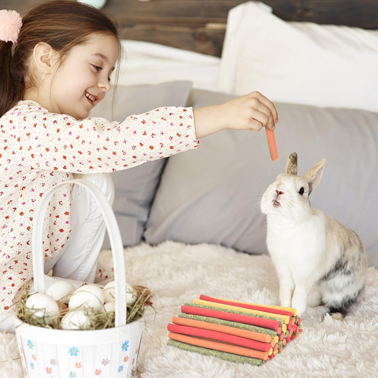 40Pcs Rabbit Timothy Hay Sticks, Five Flavors：PurplePotato/TimothyHay/Pumpkin/Strawberry/Carrot，Suitable Guinea Pig, Hamste, Gerbil, Chinchilla Treats, Chew Toys for Teeth for Bunnies