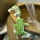 thumbnail image 3 of Estatua de rana, adornos de simulación, mini ranas de resina, micropaisaje, ranas, artesanía, escultura animal para jardín, patio, decoración de jardín, 3 of 7