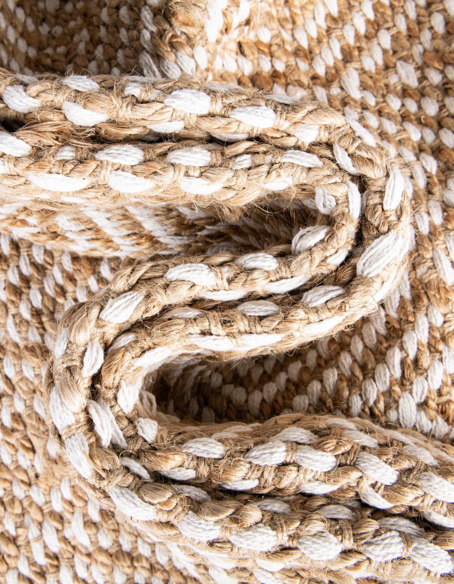 Unique Loom Braided Jute Collection Area Rug - Assam (5' 1" x 8' Rectangle Natural/Ivory)
