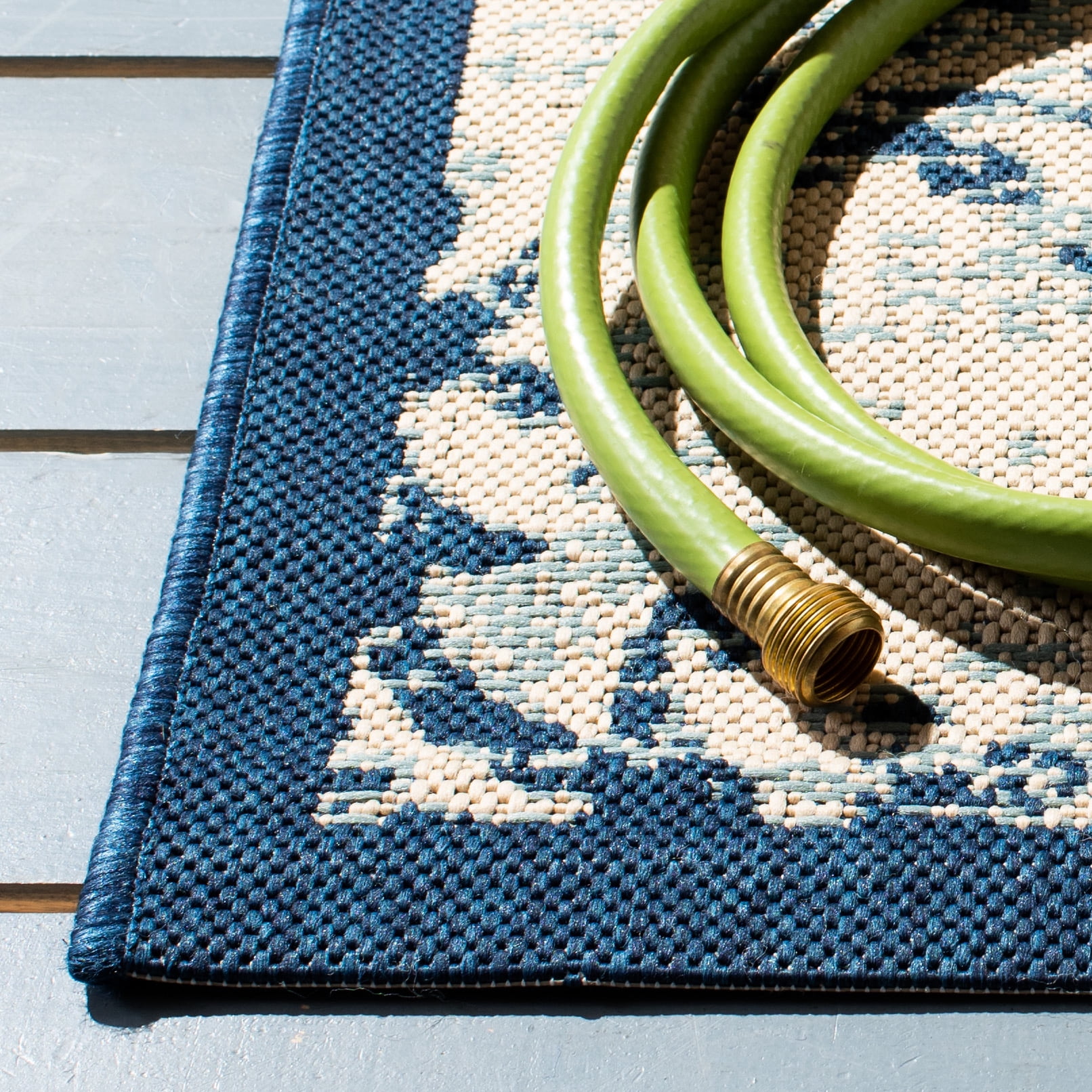 Safavieh Courtyard Duana Geometric Indoor/Outdoor Area Rug, Ivory/Navy, 6'7" x 6'7" Square