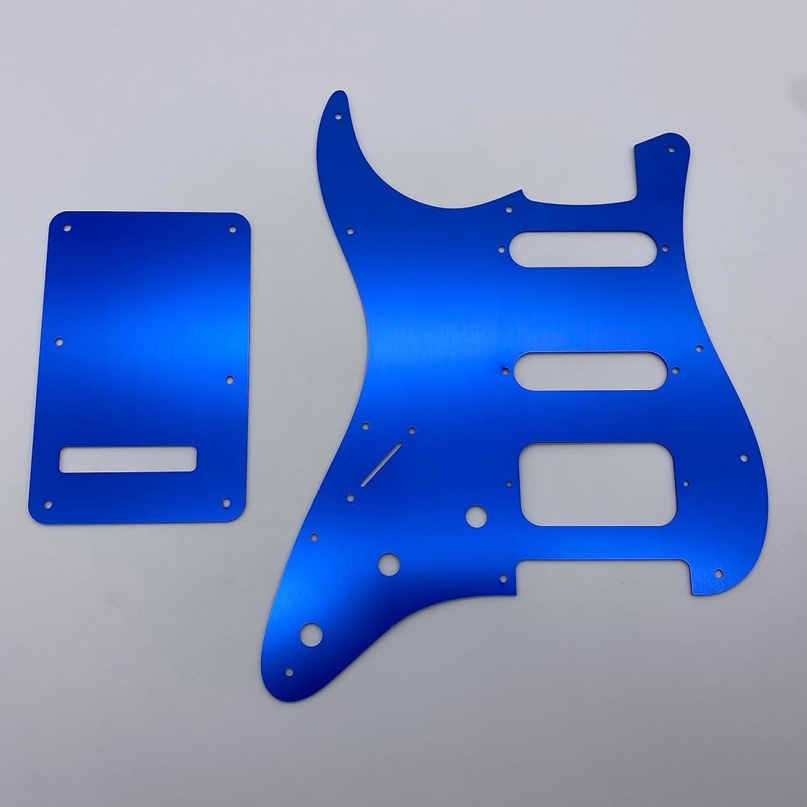 SSH 11-Hole Aluminum Guitar Pickguard and Backplate Set for Fender Stratocaster Modern Standard Style Guitars
